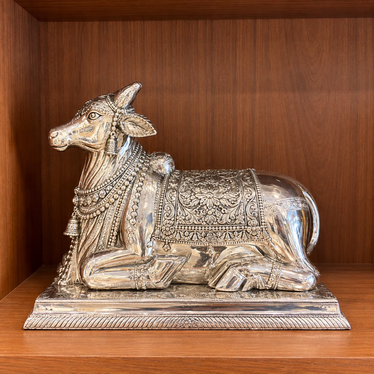 Silver Nandi Statue